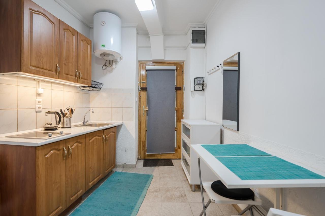 Bpr Simply Azure Apartment Budapest Exterior photo